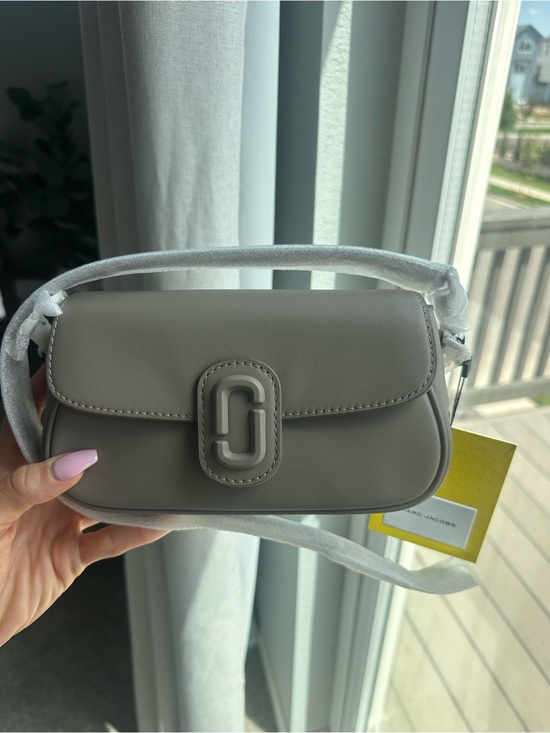 Marc Jacobs Handbags - NWT Marc Jacobs Cement Shoulder Bag with Chain